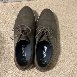 Sonoma mens vitalist dress shoe with athletic bottom. Work once